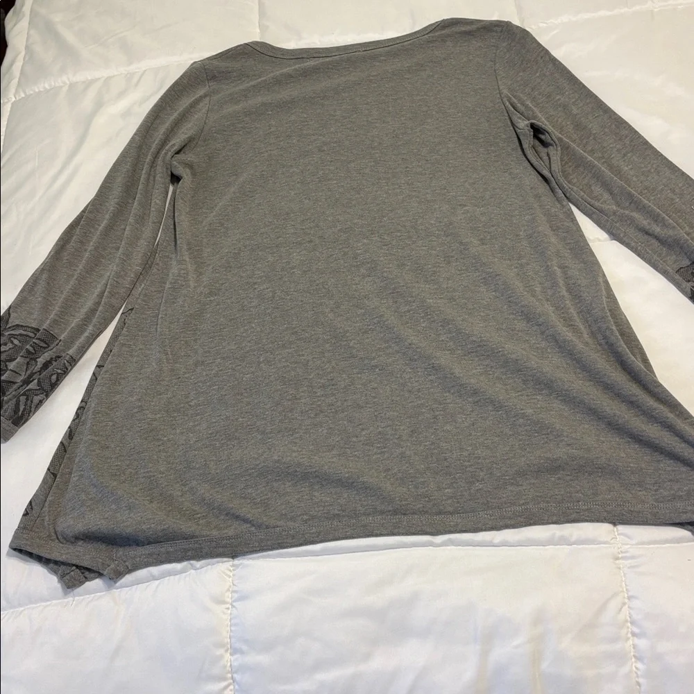 Gray Embellished Women's Top - Picture 4 of 6